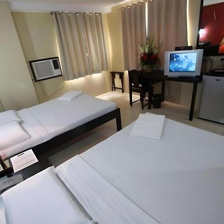 Sampaguita Suites Plaza Garcia Cebu Extérieur photo