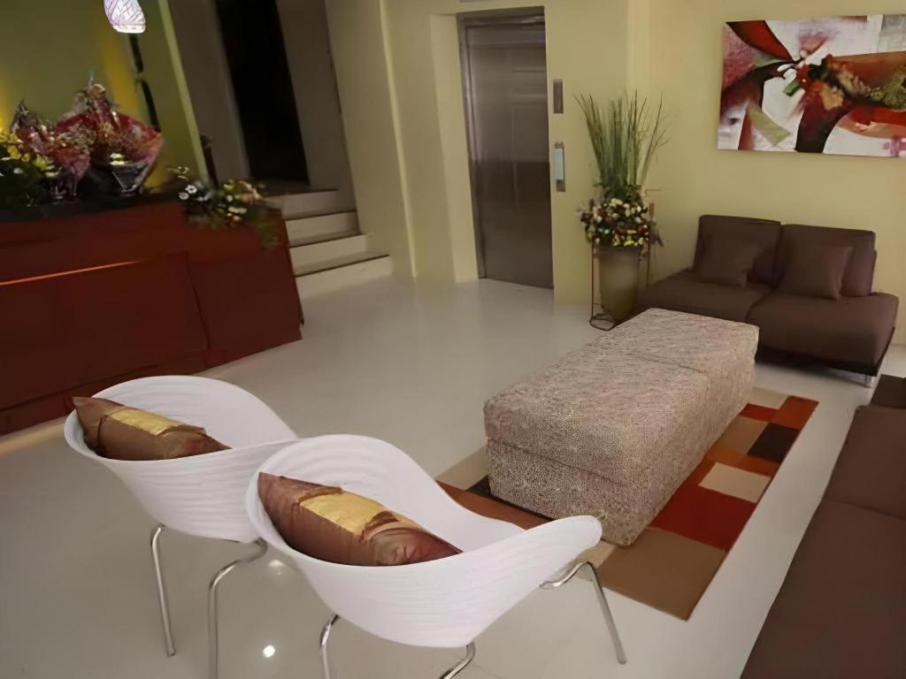 Sampaguita Suites Plaza Garcia Cebu Extérieur photo