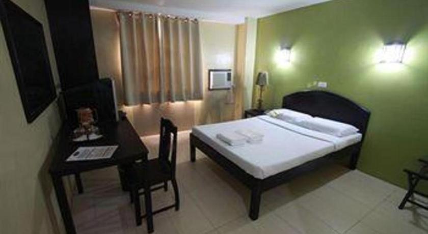 Sampaguita Suites Plaza Garcia Cebu Extérieur photo