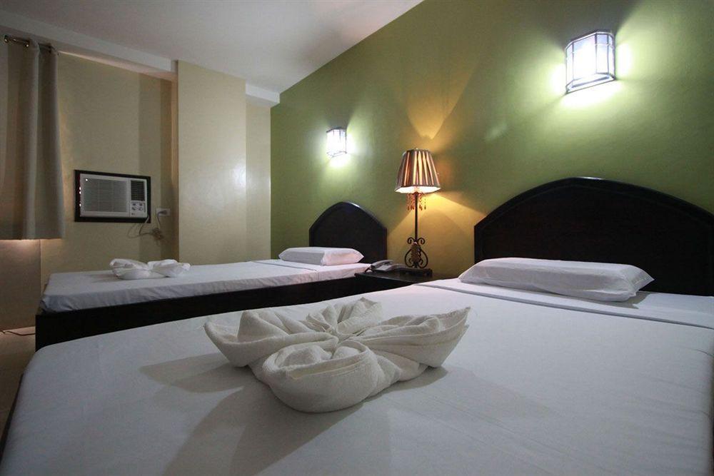 Sampaguita Suites Plaza Garcia Cebu Extérieur photo